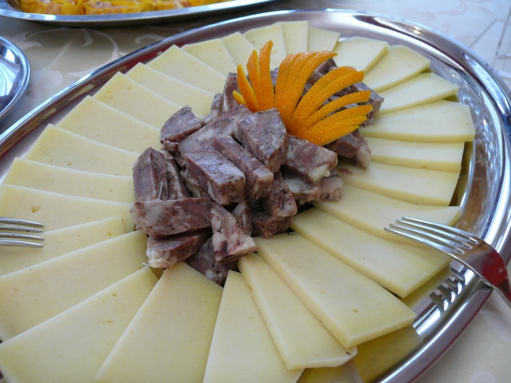 Due Torri Hotel San Severino Marche Bagian luar foto