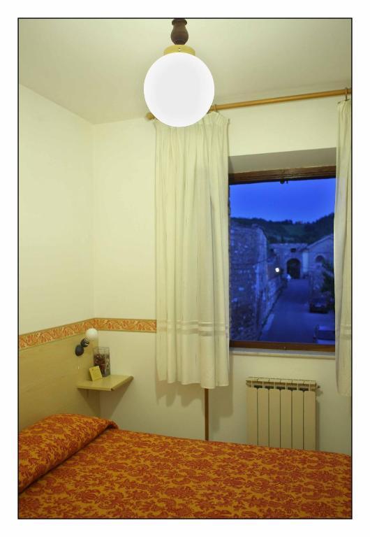 Due Torri Hotel San Severino Marche Ruang foto