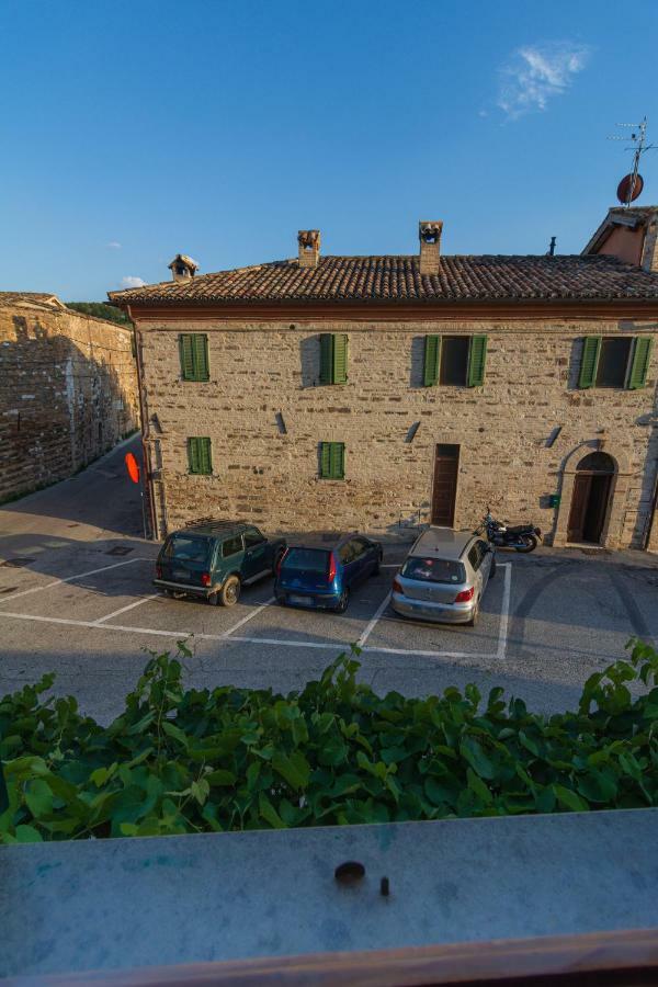 Due Torri Hotel San Severino Marche Bagian luar foto